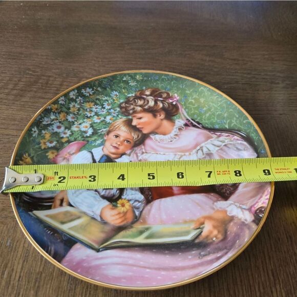 VINTAGE Sandra Kuck Reco Collection Decorative Plate - Picture 2 of 3